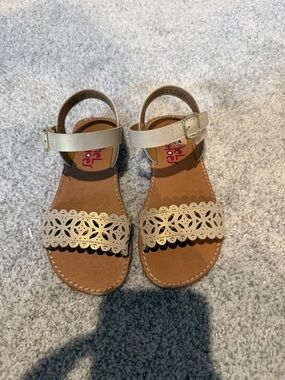 Rachel Shoes Girls' Cream Laser-Cut Ankle-Strap Sandals
